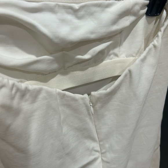 🤍Babaton (Aritzia) White Strapless Dress - Picture 6 of 10